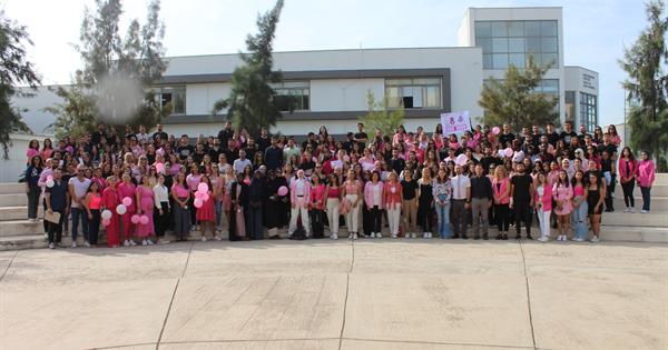 Hemşirelik Bölümü Öğrencileri ve Öğretim elemanlarının katılımıyla 1-31 Ekim Meme Kanseri Farkındalık Ayı kapsamında,  “Pembe Kapı" yarışması düzenledi