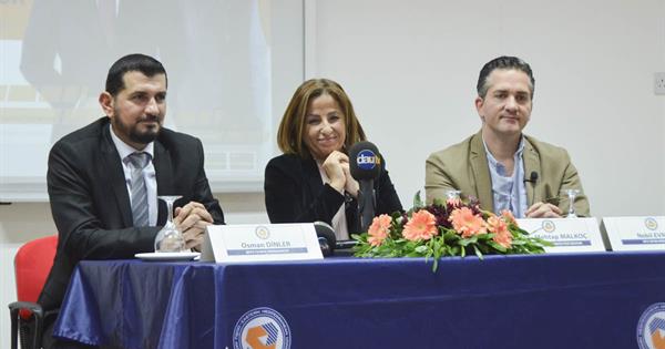 NTV Spor Müdürü Nebil Evren ve BRTK Futbol Programcısı Osman Dinler DAÜ’de Konferans Verdi