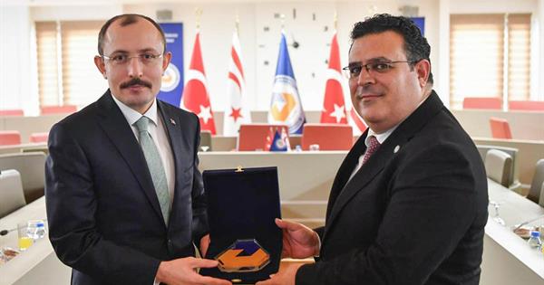 Türkiye Cumhuriyeti Ticaret Bakanı  Dr. Mehmet Muş DAÜ’yü Ziyaret Etti