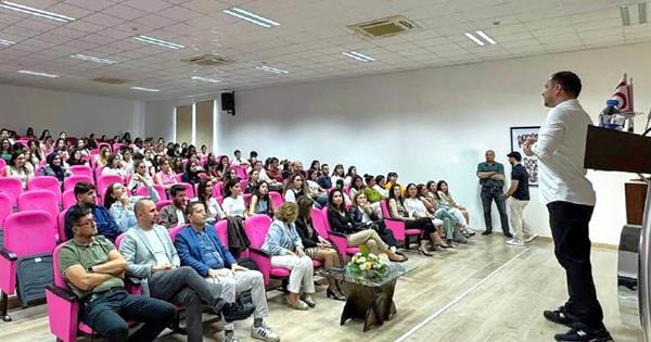 DAÜ Sağlık Bilimleri Fakültesi’nde Kariyer Konuşmaları Gerçekleştirildi